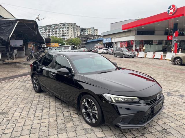 2024 CIVIC 1.5 V MY22 FE - 7 Speed (A) 4 Door - 3