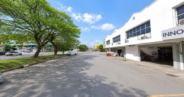 Seri Kembangan Bukit Serdang 2 Adjoining 2 Storey Factory Warehouse 1