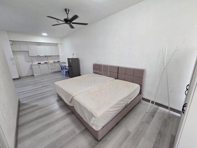 Greenfield Regency 1