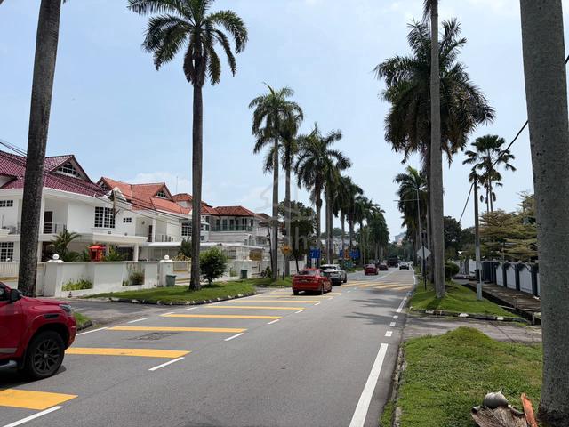 2 Storey Bungalow With Huge Land at Pulau Tikus Codrington Ave 1