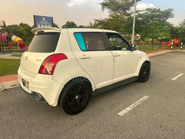 2012 Suzuki SWIFT 1.5 GX FACELIFT (A) - 2