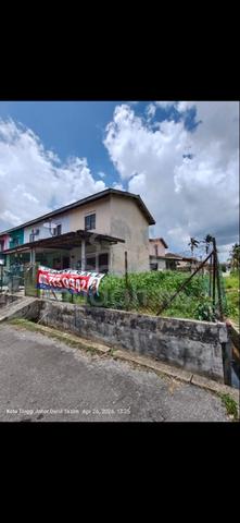 Double Storey Terrace House Corner lot 1