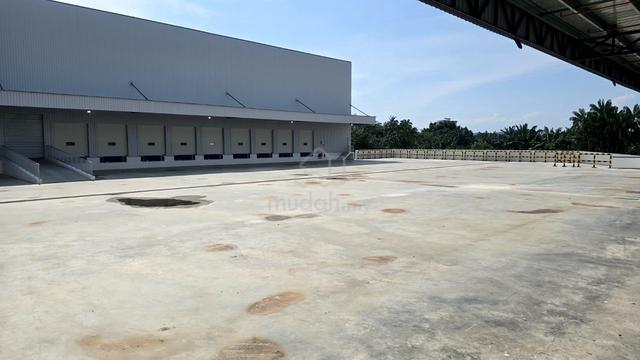 NEW High GRADE warehouse Batu Kawan Valdor 1