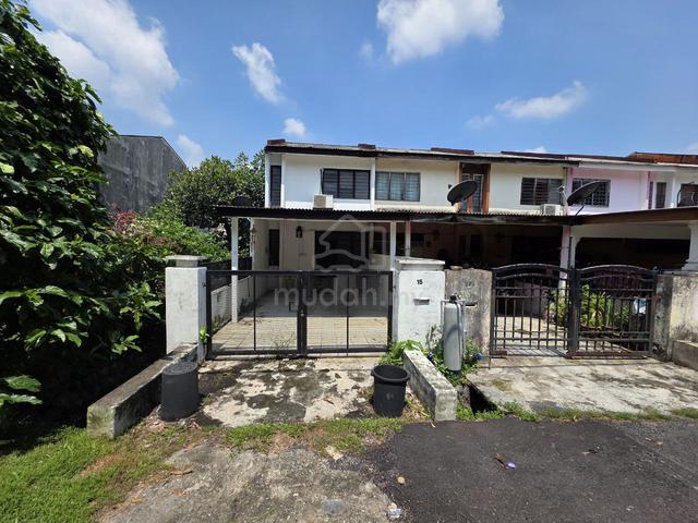 For Sale ENDLOT Fully Renovated Double Storey West Country Seksyen 5 1