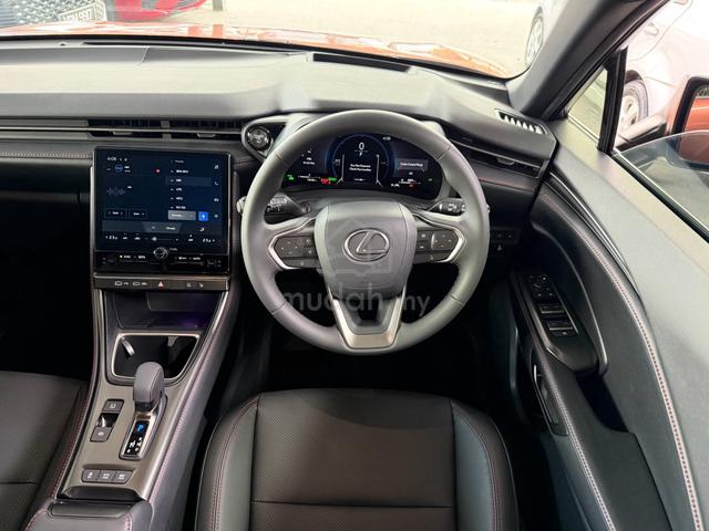 Lexus LBX 1.5 LUXURY MARK LEVINSON MILE 13K D/TONE - 5