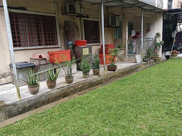 Pangsapuri Mawar (Bandar Kinrara) 1