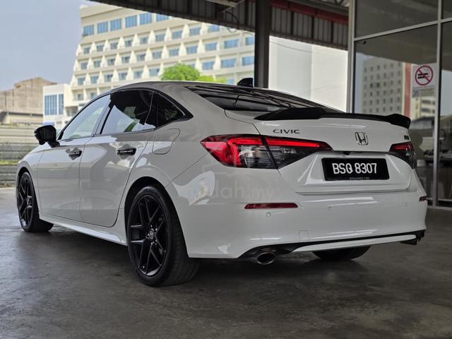 Honda Civic 1.5 RS Petro (A) Full spec !! - 2