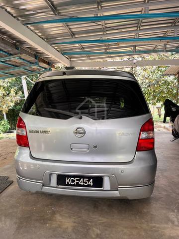 2008 Nissan GRAND LIVINA 1.8 IMPUL (A) - 4