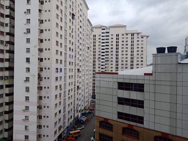 Pelangi Apartment ( Pelangi Damansara ) 1
