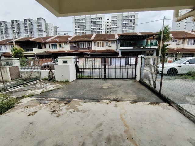 Taman Vista emas 1