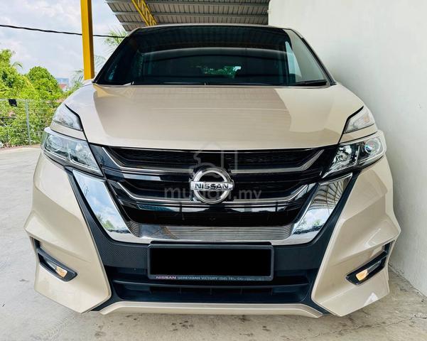 Nissan Serena 2.0L Highway Star High Spec Fulloan - 3