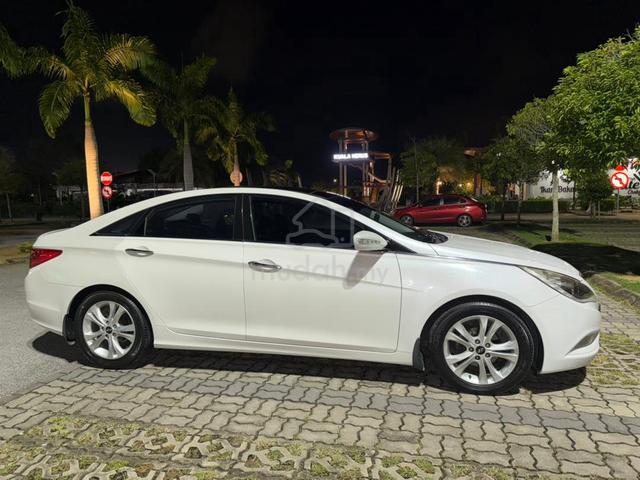 2011 Hyundai SONATA 2.0 GLS NF (A) - 5