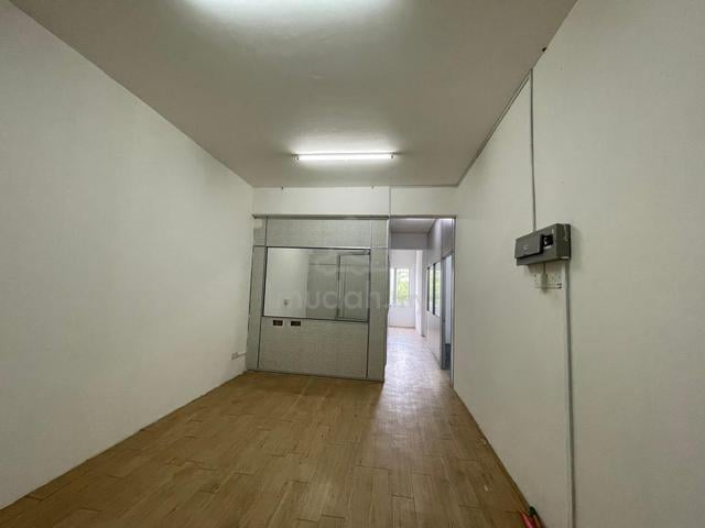 【Budget Rent】Berjaya Indah 1st Floor shoplot at Kampung Baru @ Alma 1