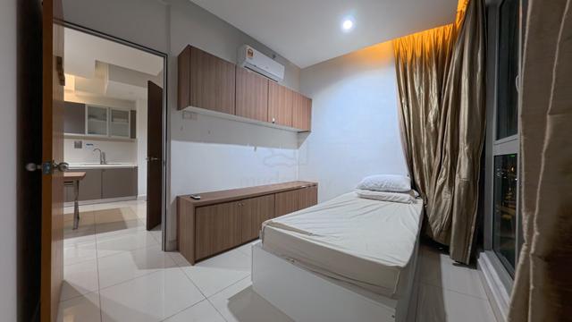 Regalia KL Single Bedroom Shared Bath | Near KTM & LRT PWTC 1