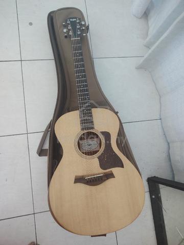 Taylor 12e academy electric-acoustic  - photo 2 of 2