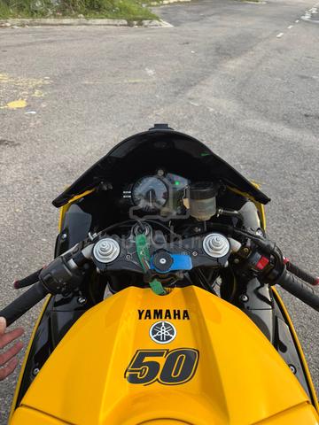 Yamaha R1 Non-TCS - photo 10 of 10