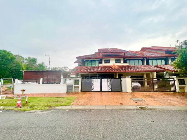 SWIMMING POOL CORNER Lot Terrace House Ilham Alam Sari Bangi Ukm 2