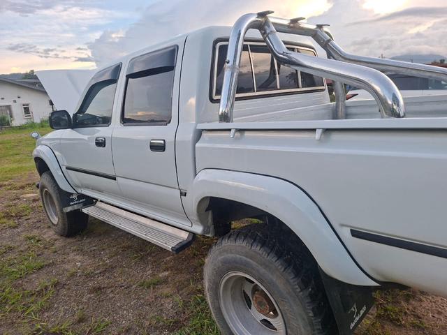 Toyota Hilux LN106 - 3