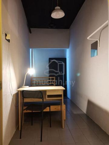 Bilik Lelaki SINGLE Furnished Subang Airport Incl Utilities FREE Wifi 1