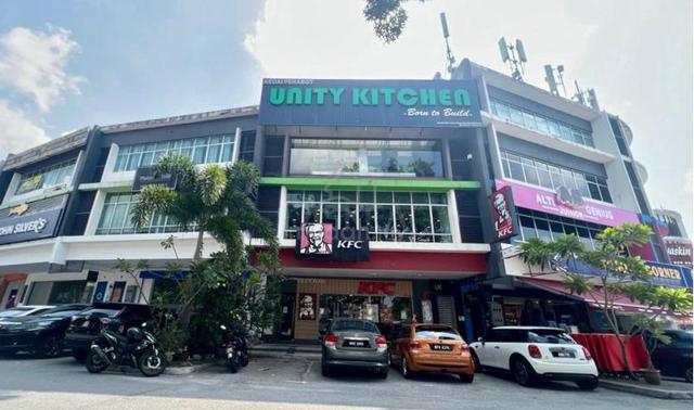 Bandar Seri Putra Kajang Ground Floor Shop Facing Main for RENT 1