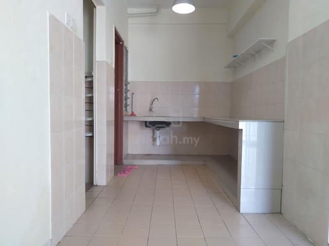 Pangsapuri Damai Mewah B 1