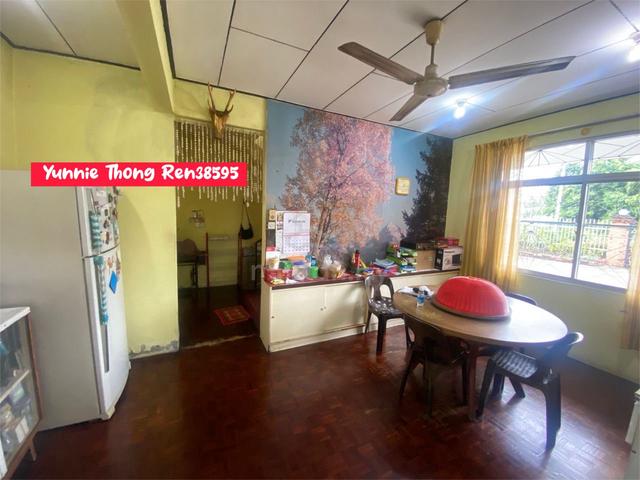 Taman Pick Yard | Bungalow | for sale 1
