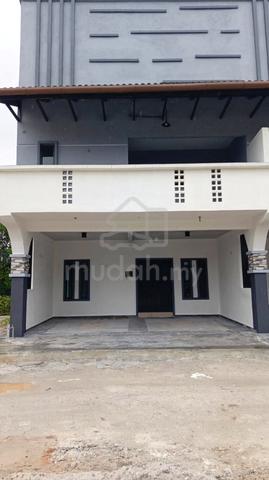 Rumah 2 Tingkat 6 Bilik @ Banting 1