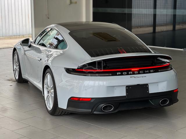UNREG 2025 Porsche 911 Carrera - Ice Gray Metallic - 5