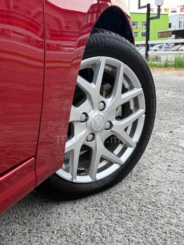 2022 Proton IRIZ 1.6 EXECUTIVE MY14 FACELIFT (A) - 4