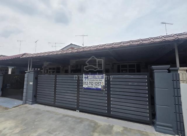 Nice hse at tmn Muhibbah for sale 1