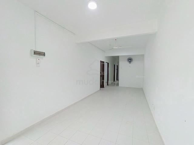 Townhouse Taman Scientex Kulai 2 Ground Floor | Non Bumi Full Loan 1