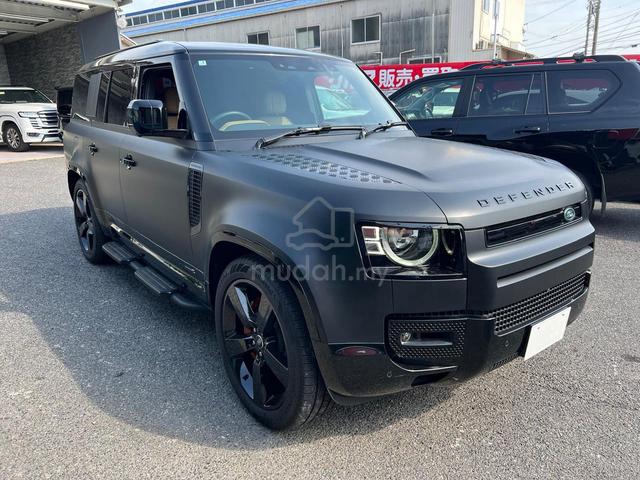 2025 Land Rover Defender 130 X  3.0 Captain's Seat - 1