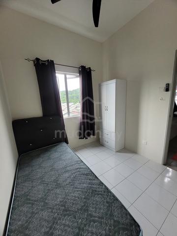 Single bedroom near Klang UITM Puncak Alam/Perdana 1