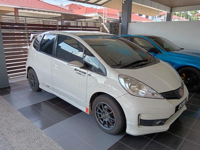 2012 Honda JAZZ 1.3 (HYBRID) FACELIFT (A) - 4