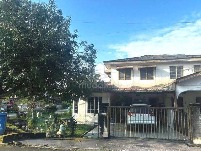 Double Storey Semi-D Cluster End Lot Seksyen 17 Shah Alam 1