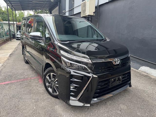 TOYOTA VOXY ZS3 2.0(a)UNREG 2021*8 SEATERS - 1