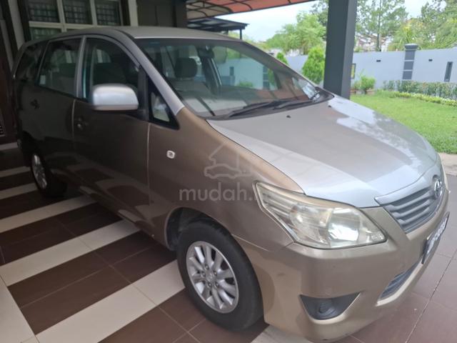2015 Toyota INNOVA 2.0 E (A) - 1