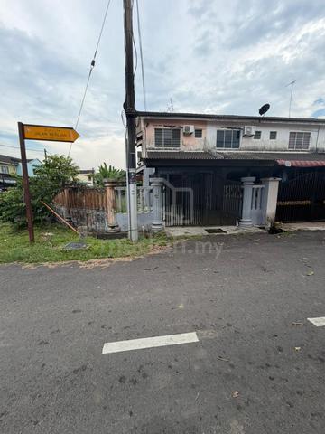 Taman Cahaya Masai Double Storey Terrace House 3bed Johor 1