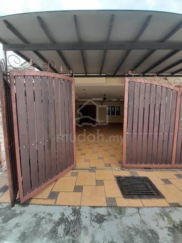 Double storey spacious and big at bukit tinggi 1