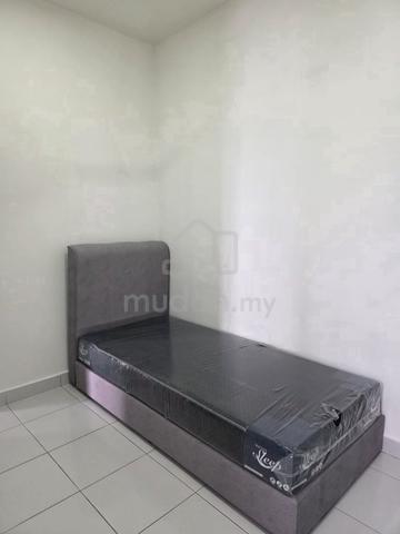 1st Sept Female Malay M3 Residency Medium Room [New Furniture] 1