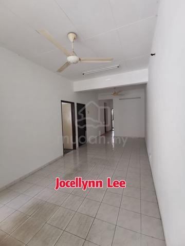 Landed House At Bayan Lepas For Rent, Penang 1