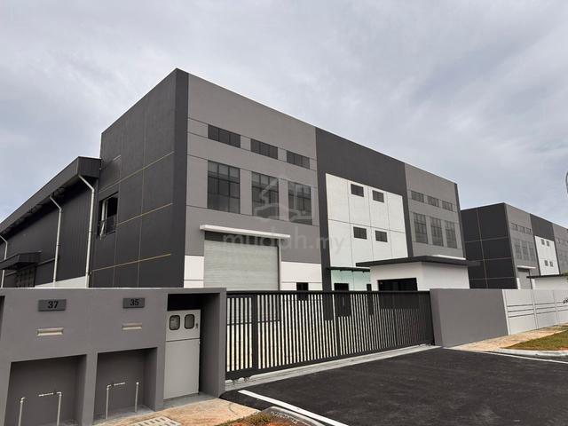 Kapar Brand New Semi D Klang North Port, Jenjarom 1