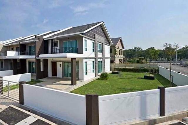 Near Gateway & Palm Mall | 20ft Corner 40x80| 2 Storey Seremban Town 1