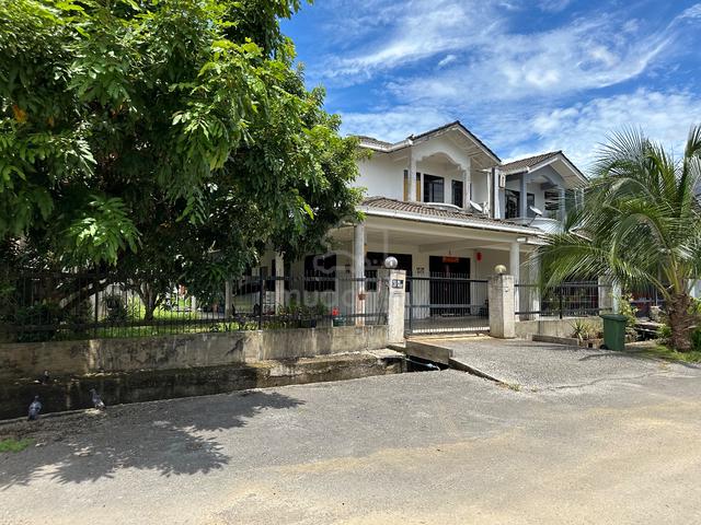 Double Storey Corner Terrace House at Stapok Selatan 1