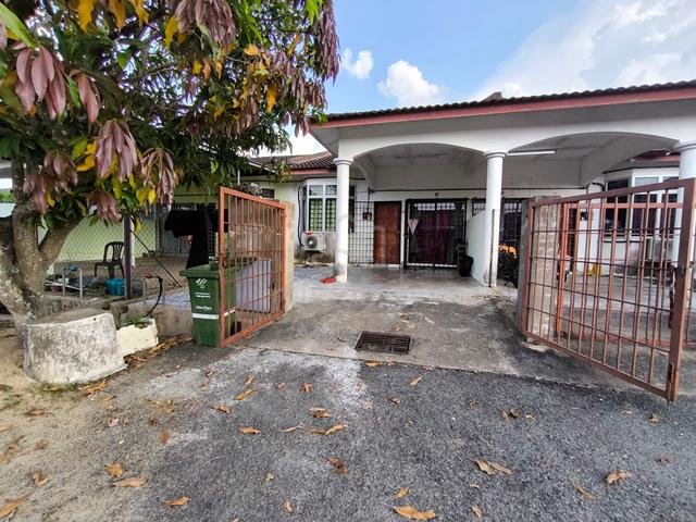 [FOR SALE] Rumah Teres Setingkat di Taman Mentakab Saga Indah 1