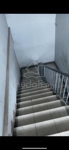 Kapar Batu 5 Klang 1.5sty Semi D warehouse 14000sqft CF 200amps 5