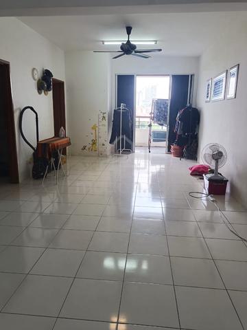 Green Suria Apartment 1