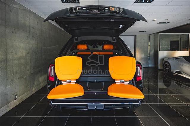 2022 Rolls Royce CULLINAN Black Badge V12 (A) - 4