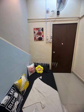 Single Room For Female Only at Pjs9 Bandar Sunway Zero Depo Nice Room 1