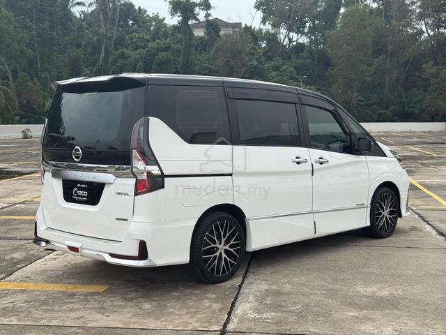 NissanSERENA 2.0 COMPLETE IMPULPREMIUM10K MILLAGE! - 2